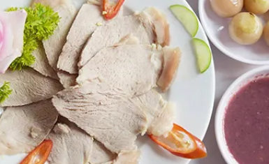 Thịt luộc + cà pháo mắm tôm