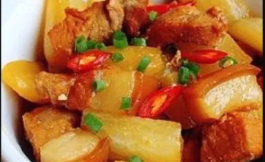 Thịt kho củ cải