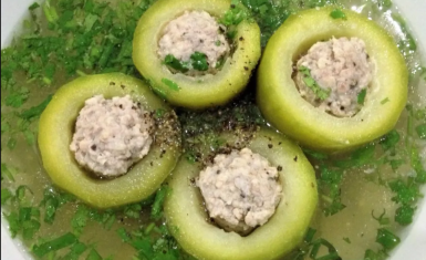 Canh bí xanh nhồi thịt